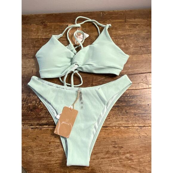 Berlook NWT Twist Backless Bikini‎ Top and Cyan Solid Low Waisted Bikini Bottom - Picture 4 of 6